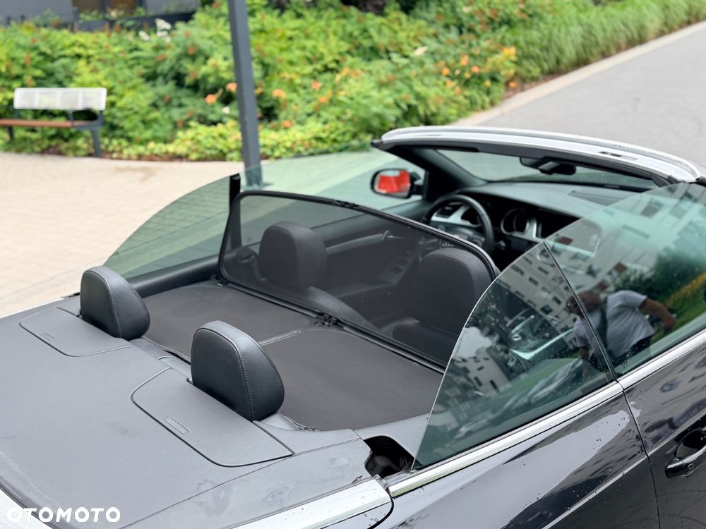 Audi A5 Cabrio - 12