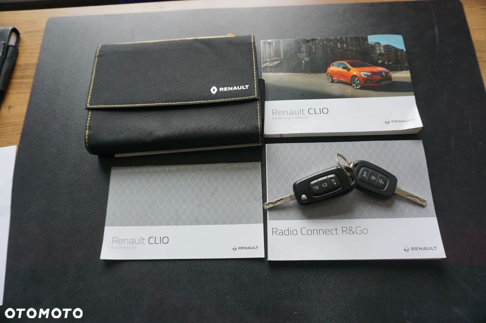 Renault Clio TCe 100 BUSINESS EDITION - 40
