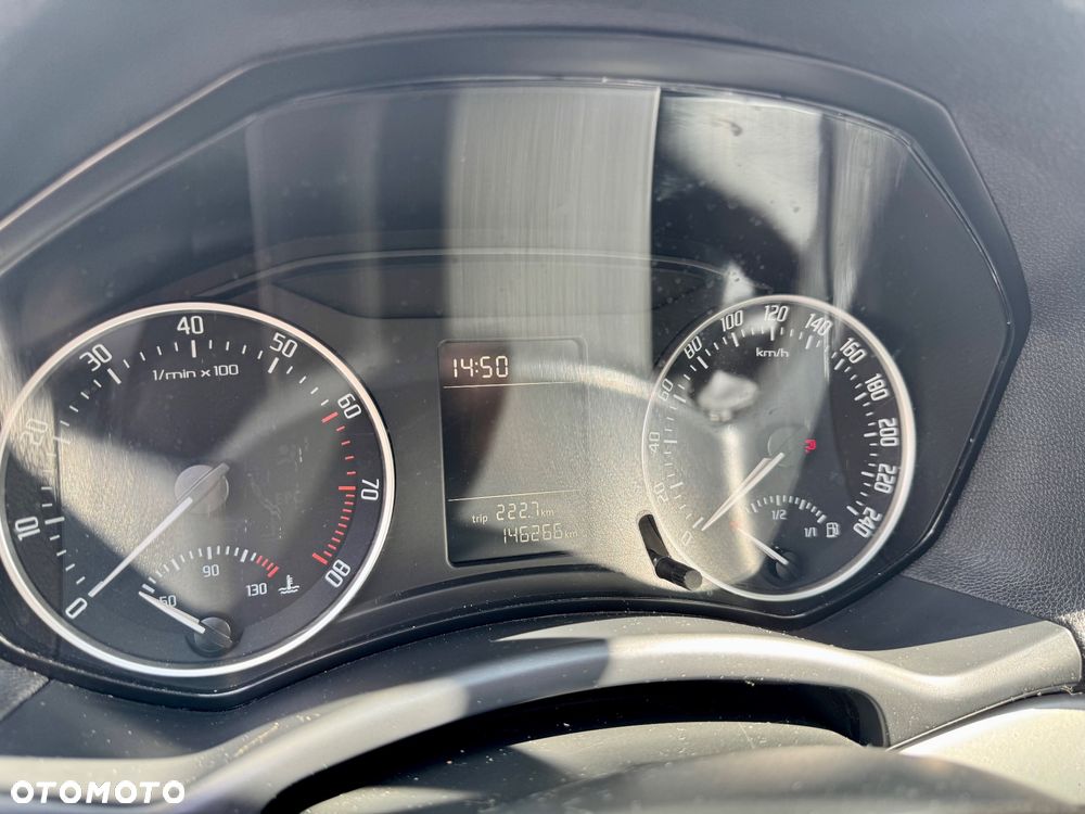 Skoda Octavia 1.4 TSI Ambiente - 11