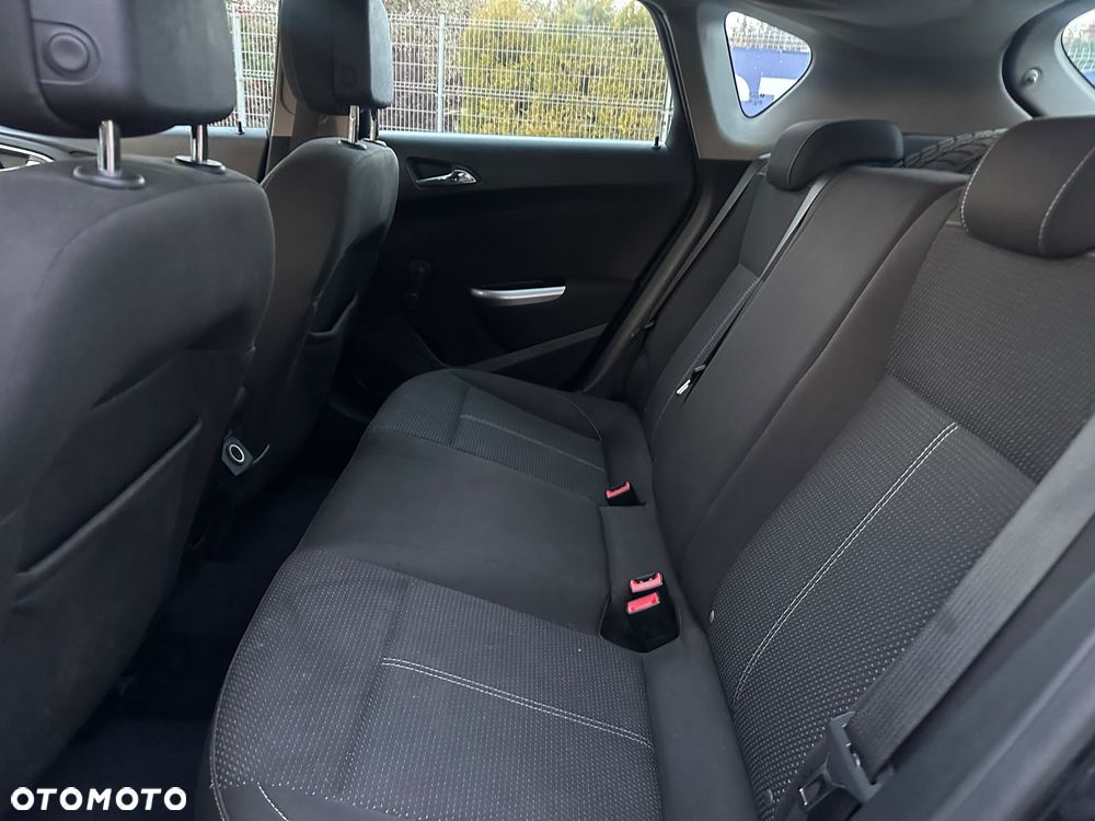 Opel Astra 1.7 CDTI - 7
