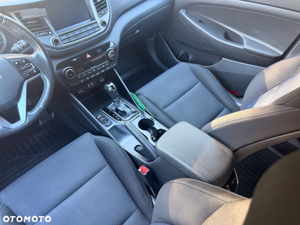 Hyundai Tucson - 16