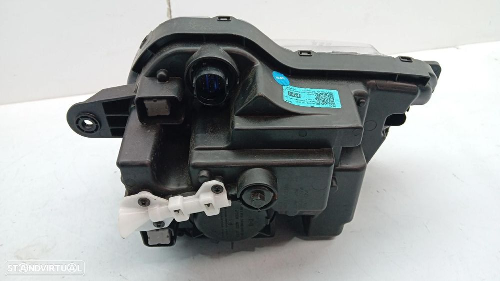 Ótica / farol direita HYUNDAI Tucson (NX4E) - 4