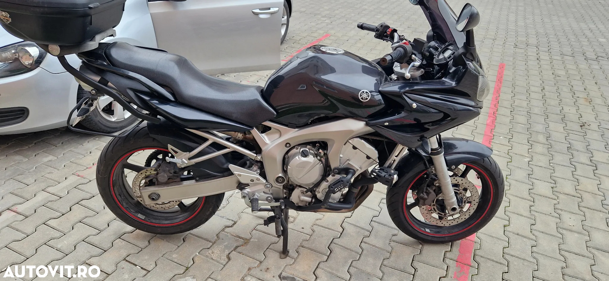 Yamaha FZ-6S Fazer - 2