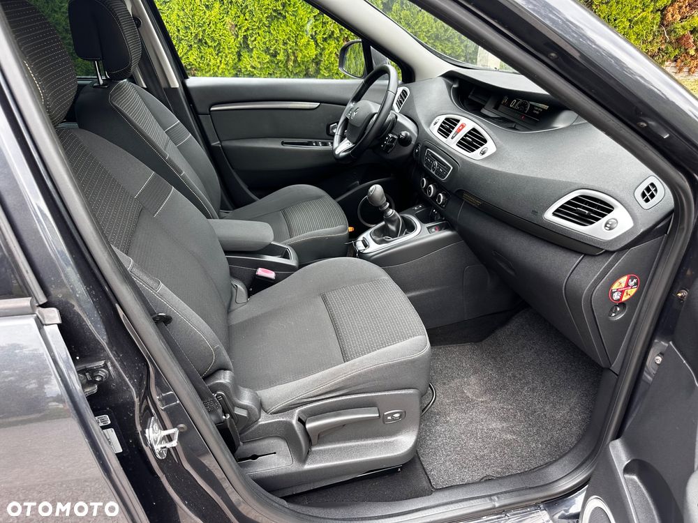 Renault Scenic 1.6 16V 110 Authentique - 24