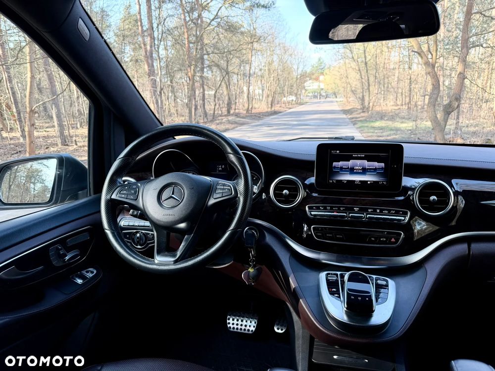 Mercedes-Benz Klasa V 250 d 4-Matic Avantgarde 7G-Tronic (d³ugi) - 17