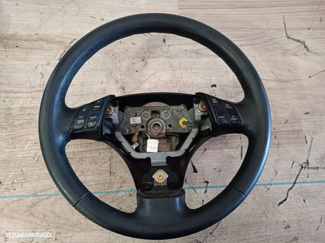 VOLANTE EM PELE COM BOTÕES MAZDA 6 - 1