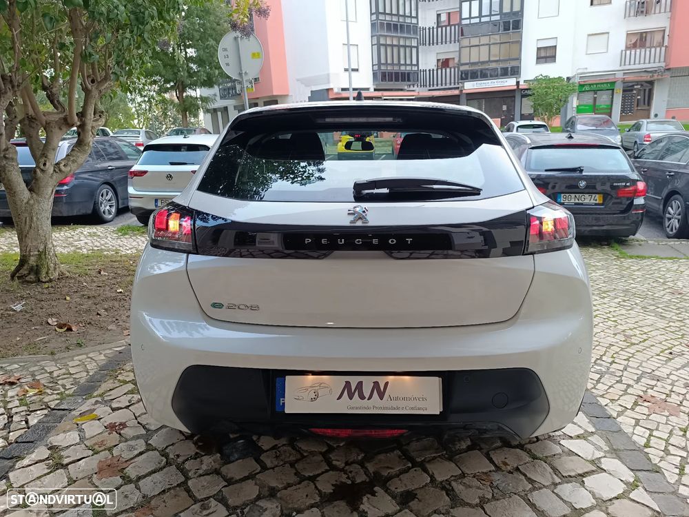 Peugeot e-208 50 kWh Active Pack - 6