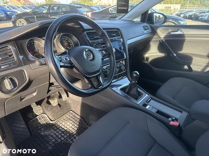 Volkswagen Golf VII 1.5 TSI BMT Evo Comfortline - 10