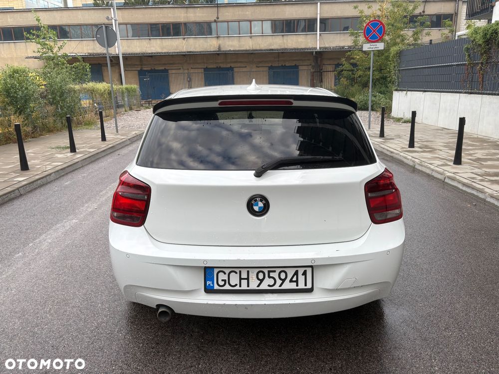 BMW Seria 1 116d Sport Line - 11