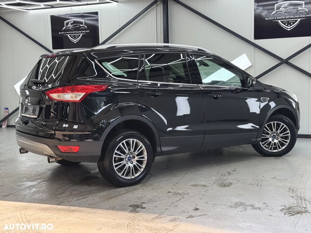 Ford Kuga 2.0 TDCi 4x4 Aut. SYNC - 16