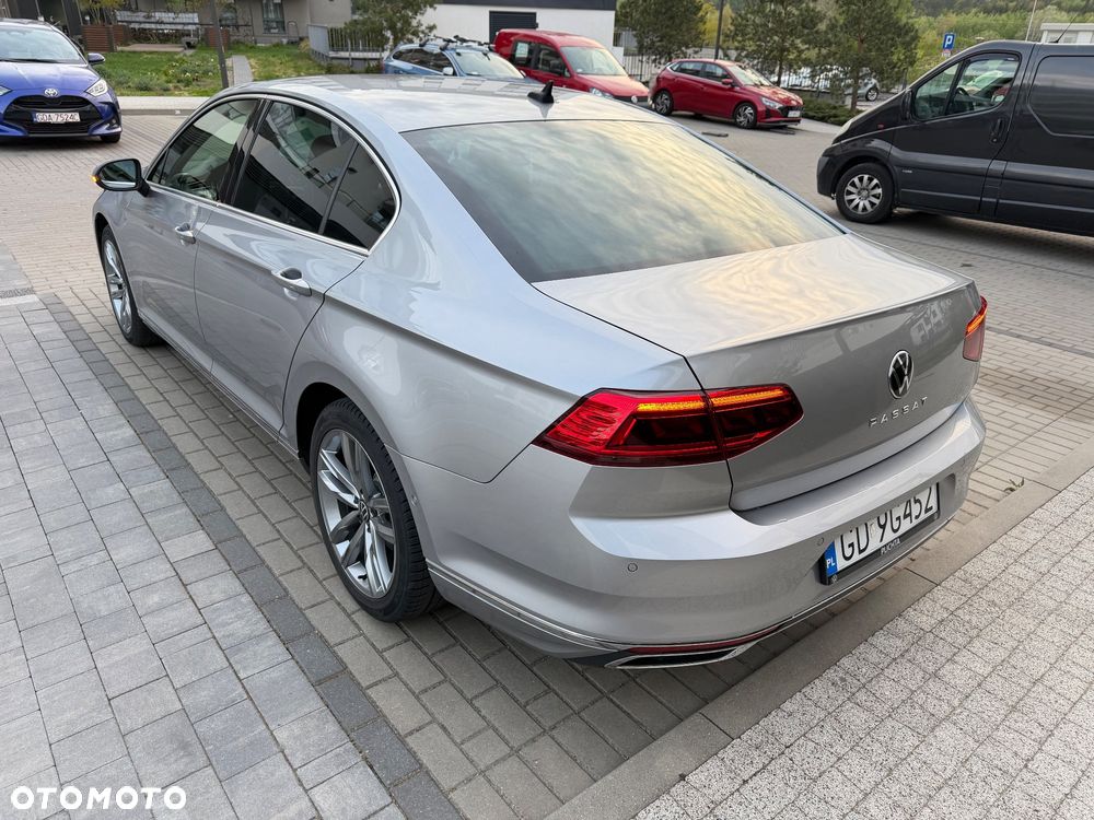 Volkswagen Passat 1.5 TSI EVO Elegance DSG - 3