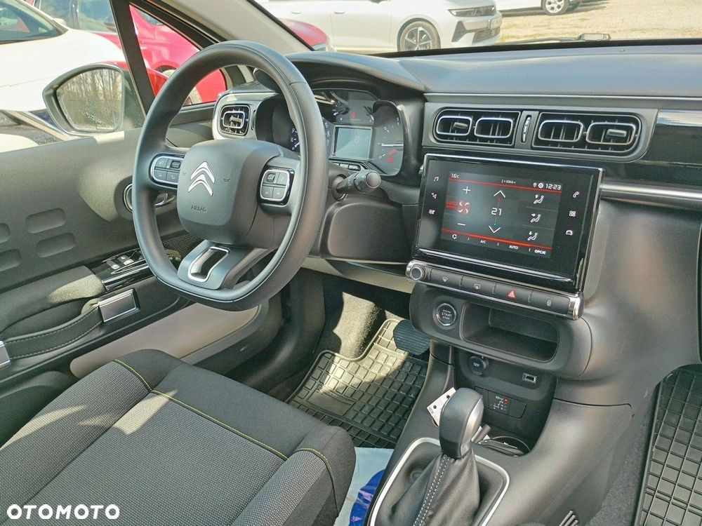Citroën C3 1.2 PureTech Shine EAT6 - 16