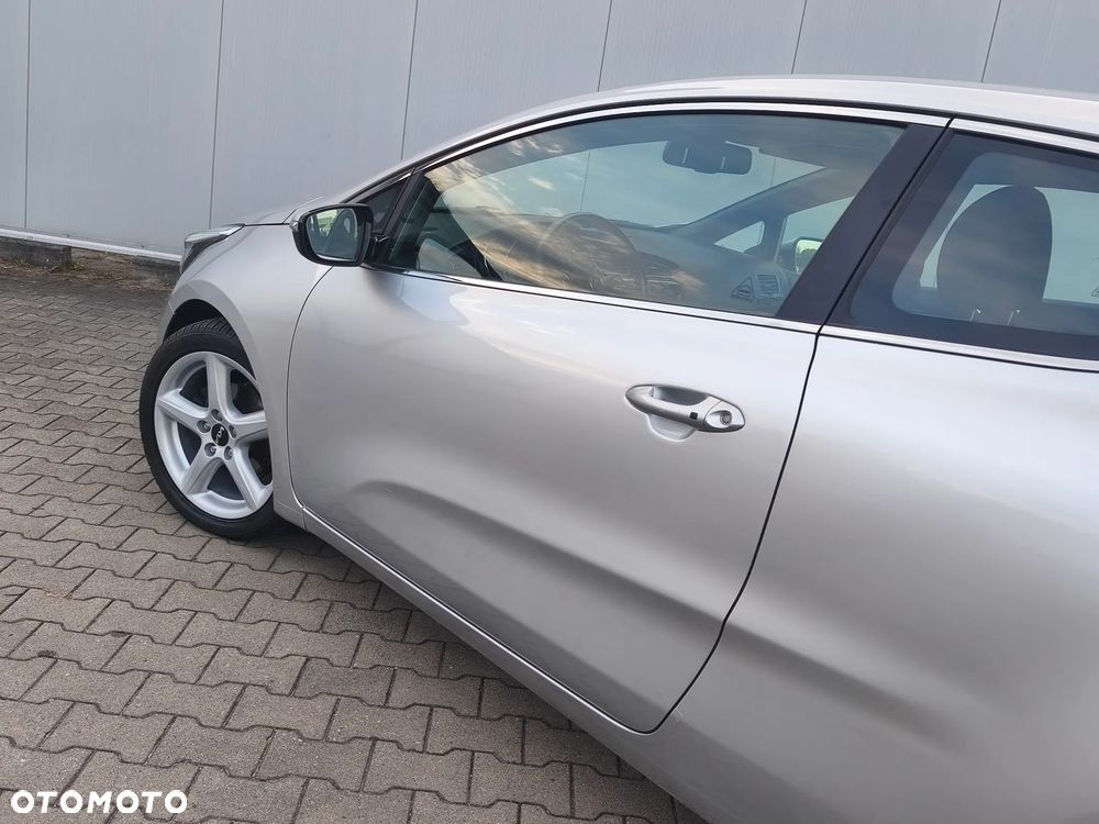 Kia ProCeed 1.6 GDI XL - 24