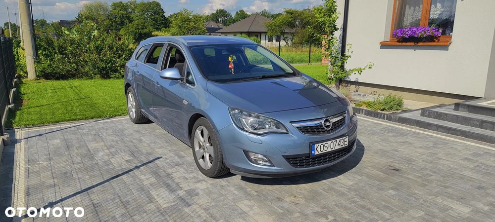 Opel Astra 2.0 CDTI DPF Sports Tourer - 2