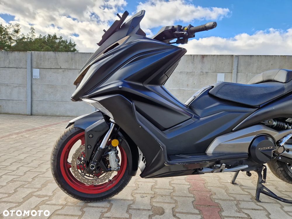 Kymco AK 550 - 17