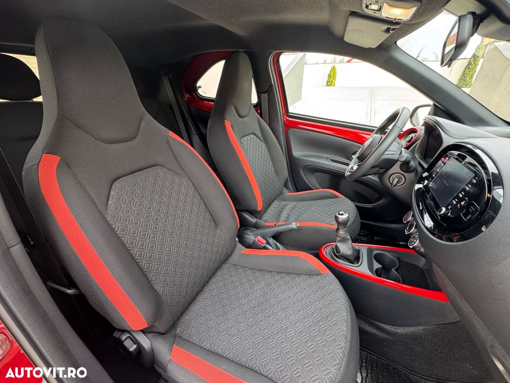 Toyota Aygo X 1.0l MT Dynamic - 18