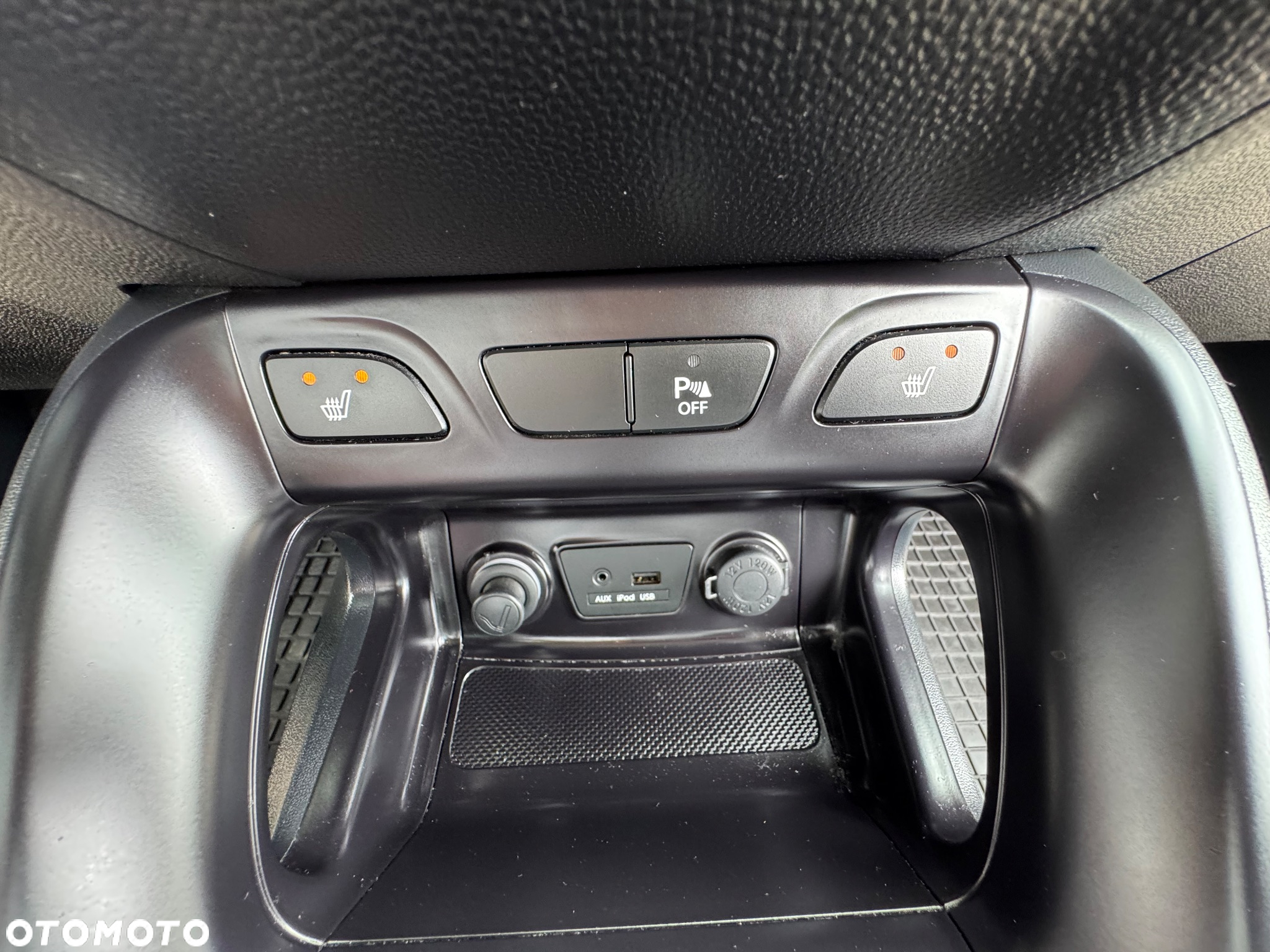 Hyundai ix35 - 23