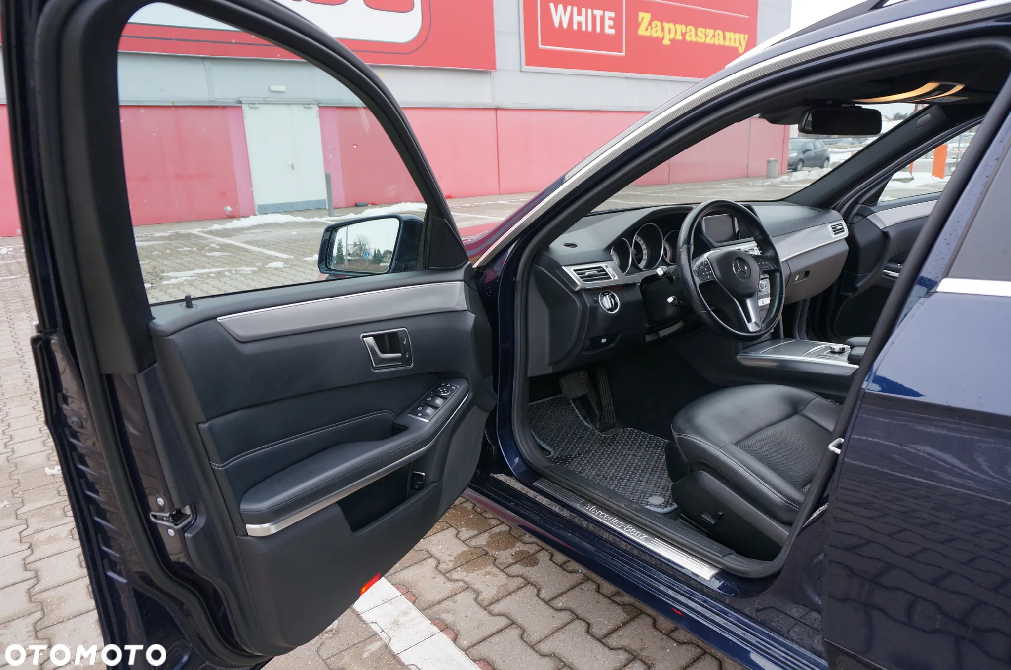 Mercedes-Benz Klasa E 300 BlueTec Hybrid - 16