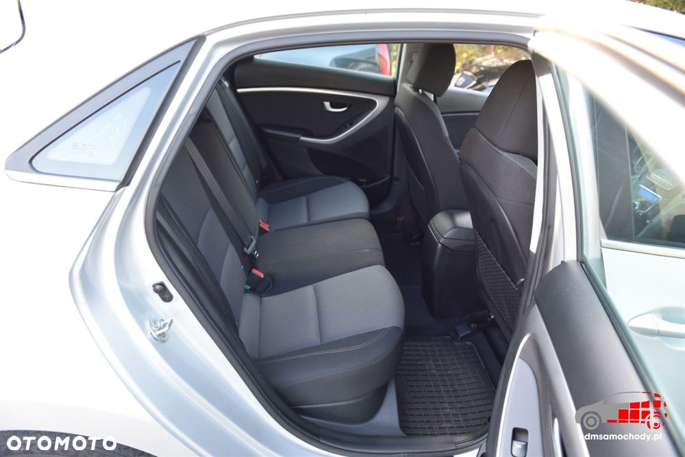 Hyundai i30 - 18