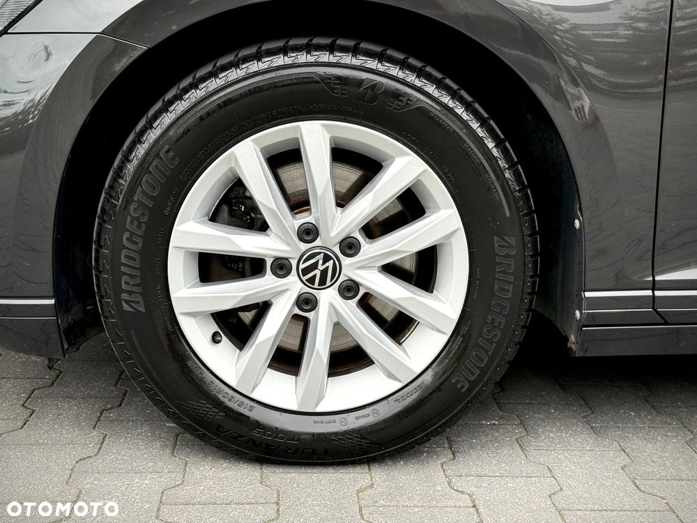 Volkswagen Passat 1.5 TSI EVO Business - 18
