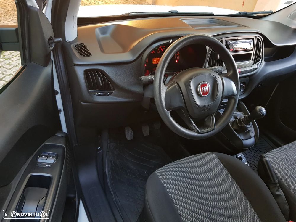 Fiat Doblo 3 Lugares - 55