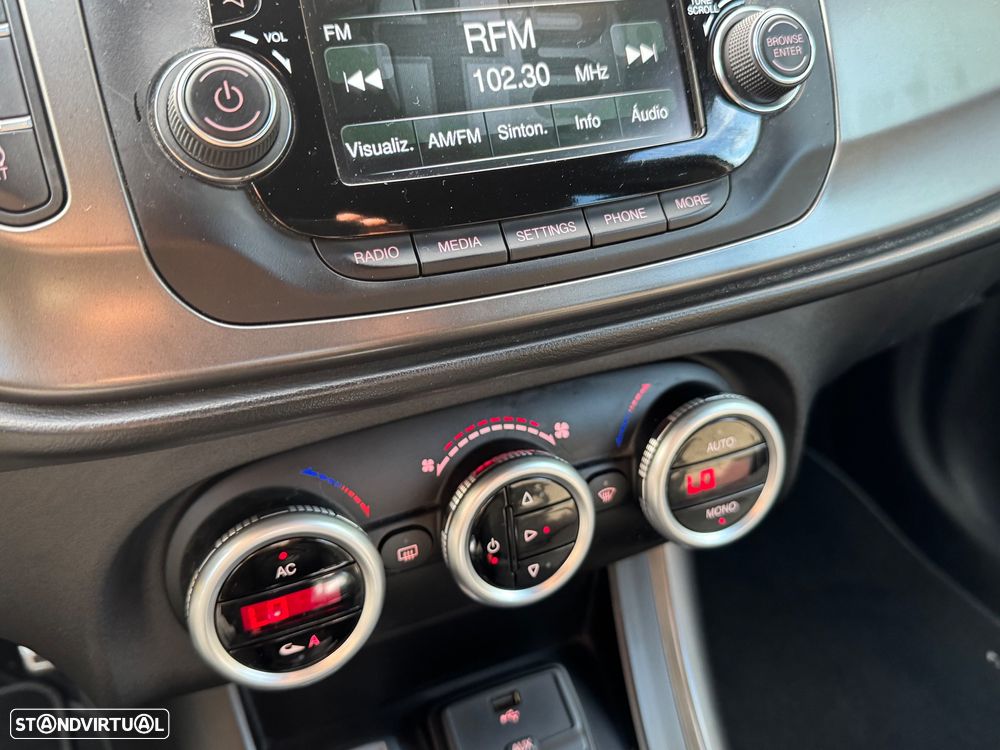 Alfa Romeo Giulietta 1.6 JTDm Veloce - 15