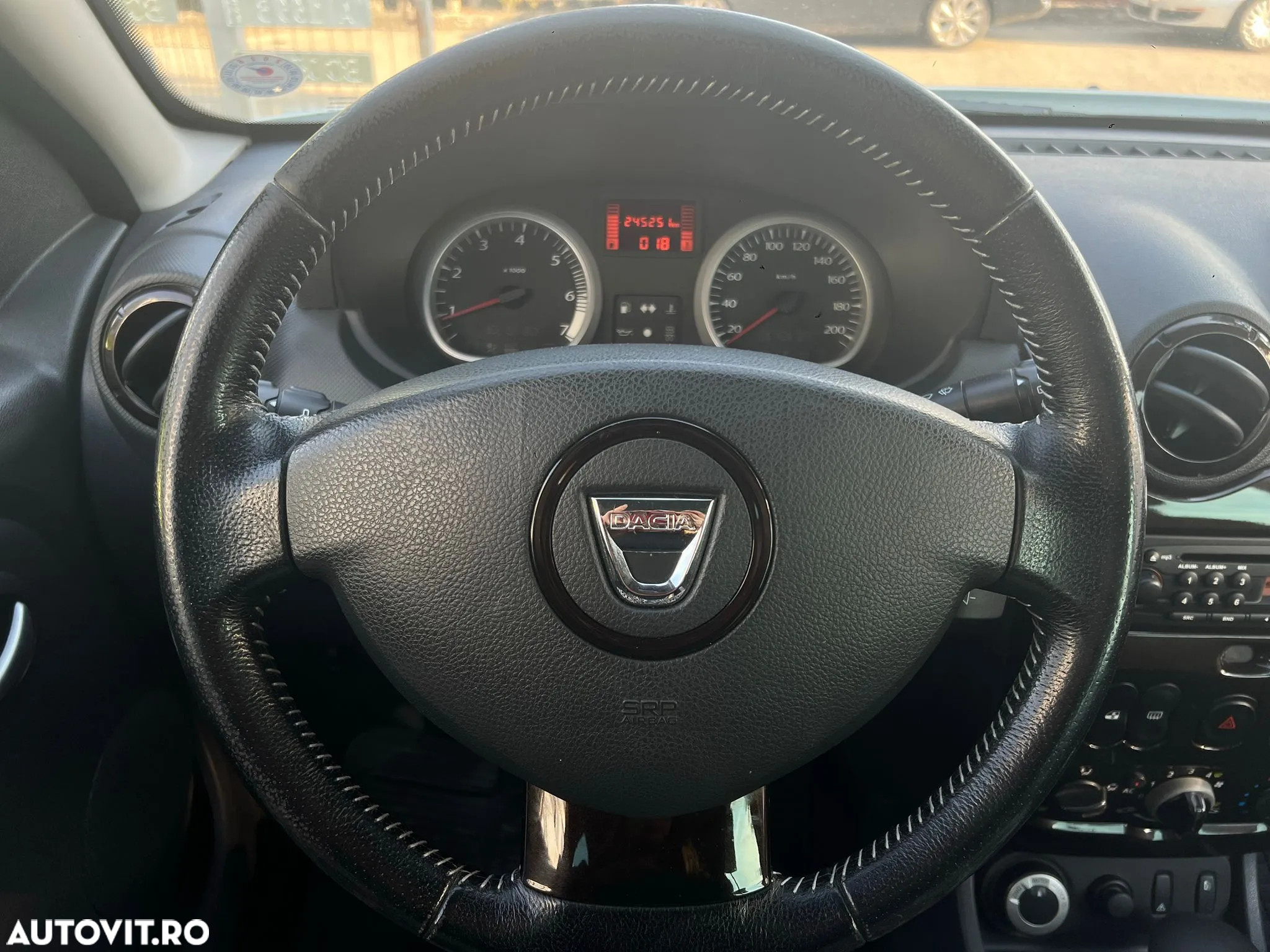 Dacia Duster 1.5 dCi 4x4 Prestige - 31