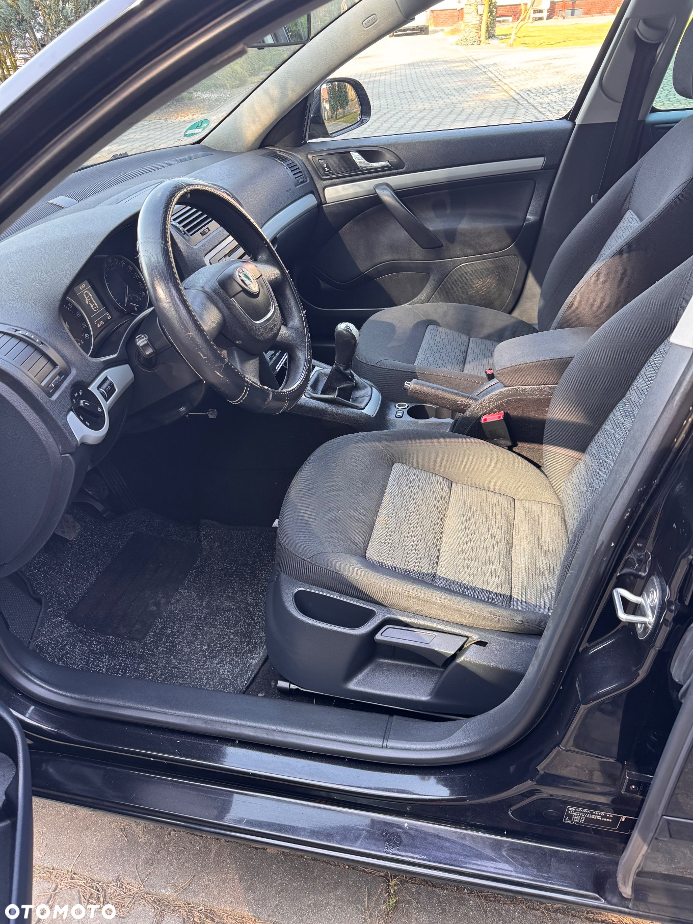 Skoda Octavia 1.6 TDI Ambiente - 10