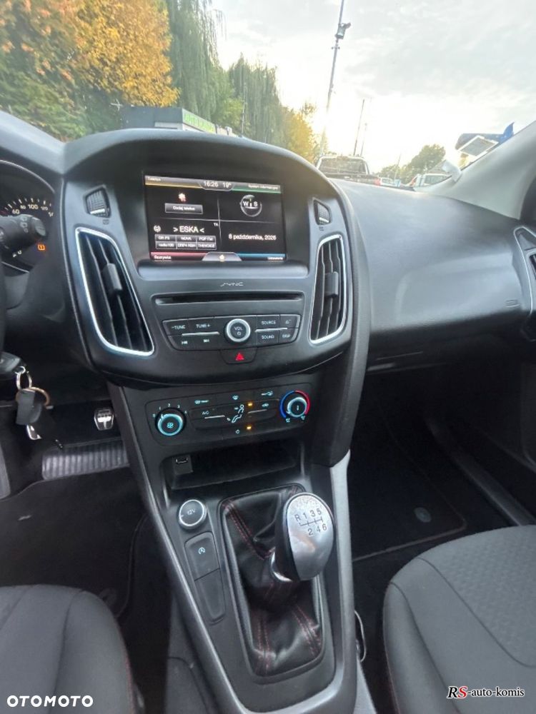 Ford Focus - 27