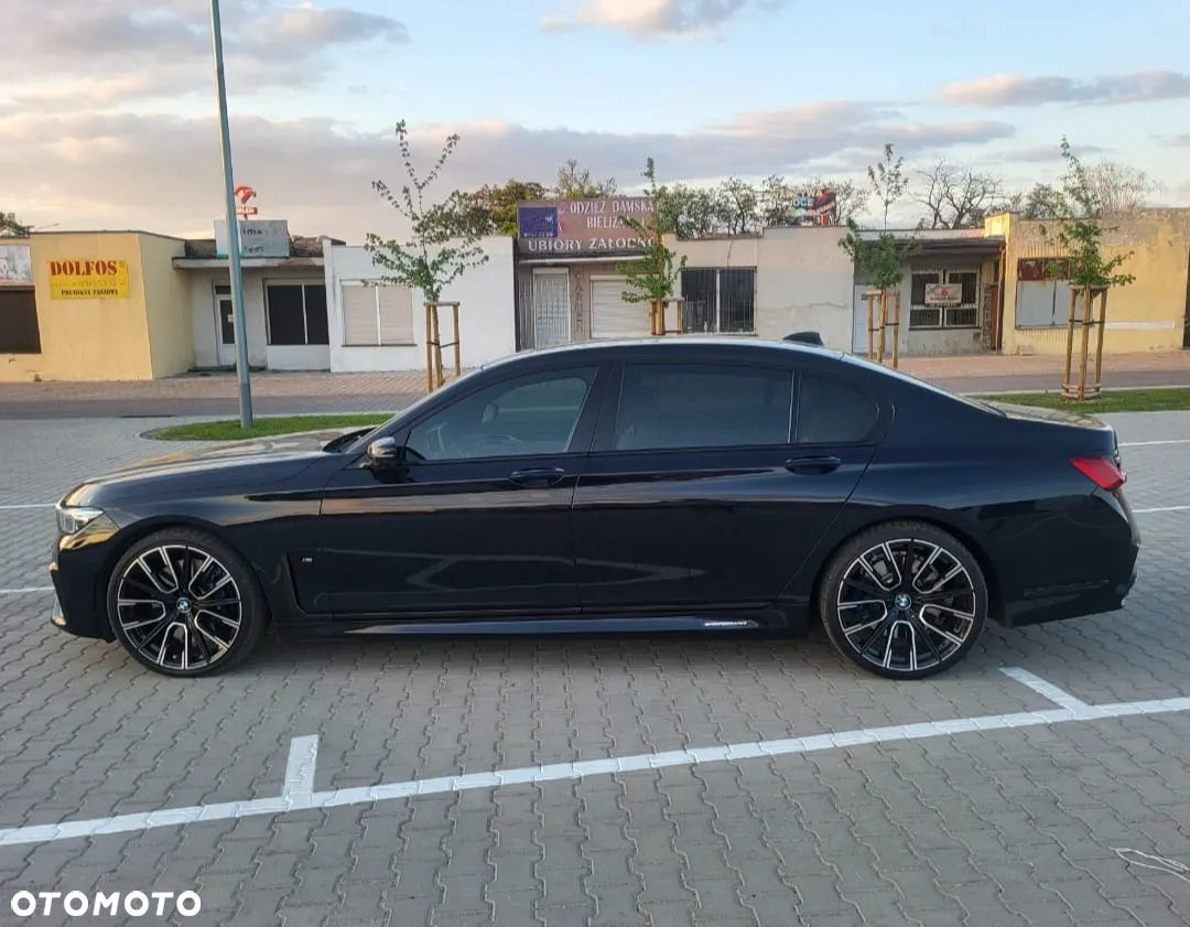 BMW Seria 7 750Li xDrive - 6