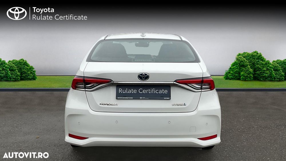 Toyota Corolla 1.8 HSD Business - 9
