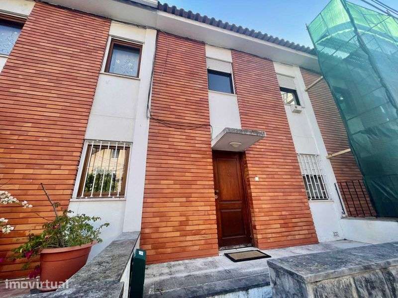 Triplex T3 para arrendamento - Praia Santo Amaro - Grande imagem: 3/10