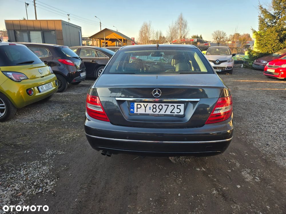 Mercedes-Benz Klasa C 200 CDI DPF (BlueEFFICIENCY) Elegance - 6