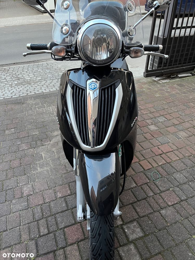 Piaggio Carnaby - 6
