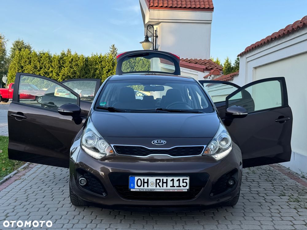 Kia Rio - 14
