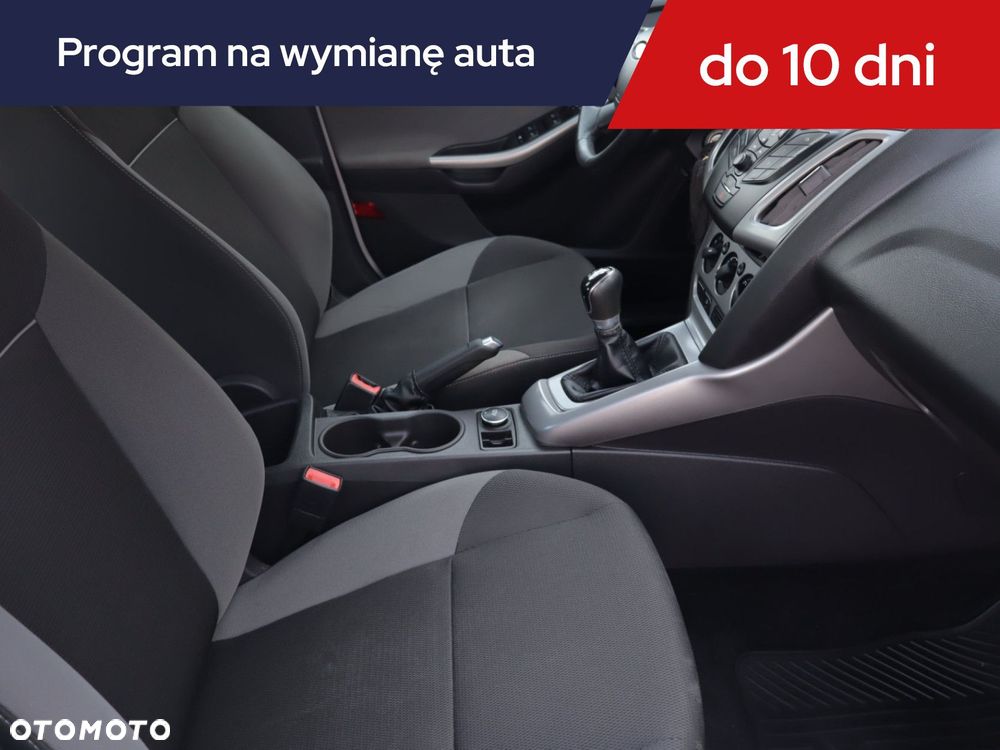 Ford Focus - 11