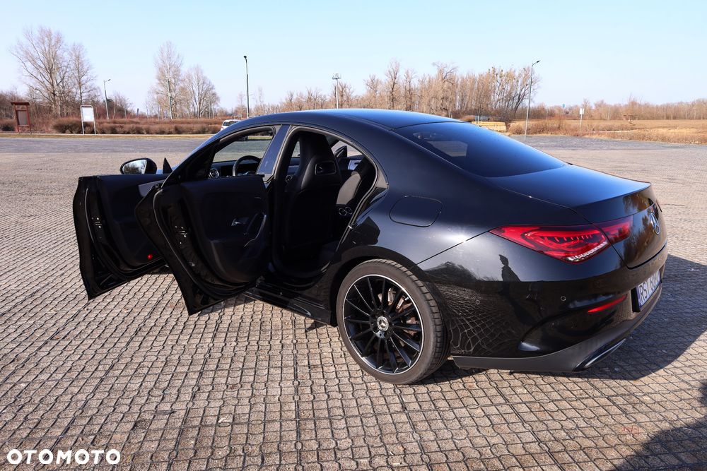 Mercedes-Benz CLA 220 7G-DCT - 11