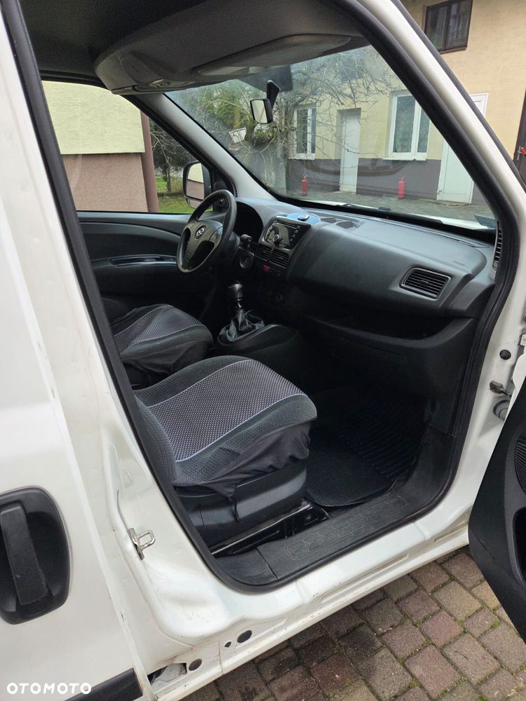 Opel Combo - 7