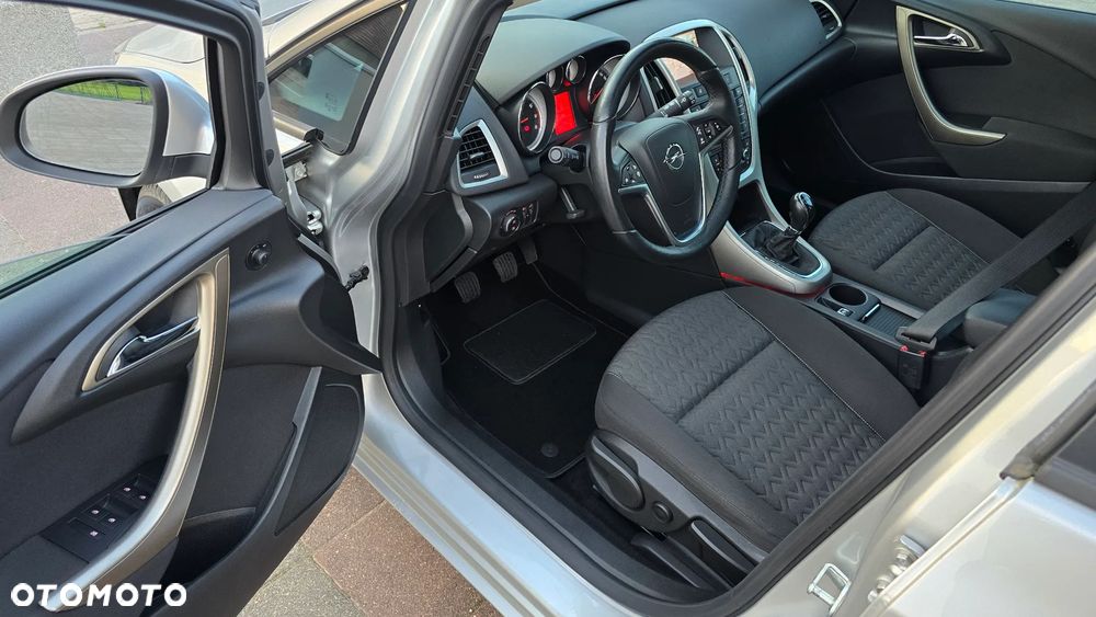 Opel Astra 1.4 Turbo Active - 24