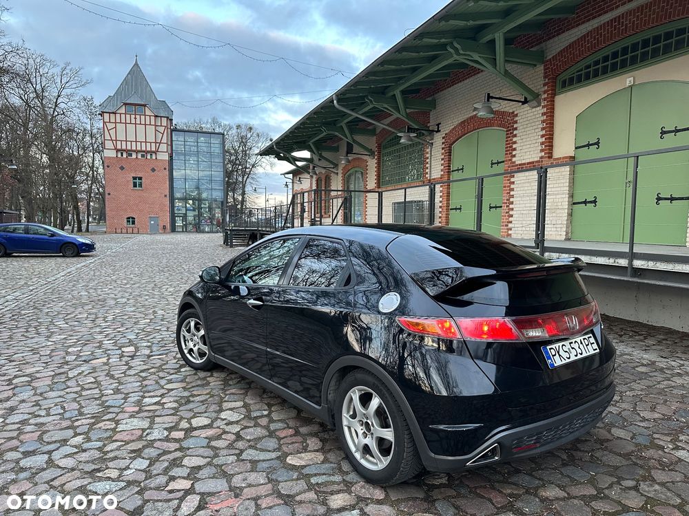 Honda Civic 1.8 Comfort - 2