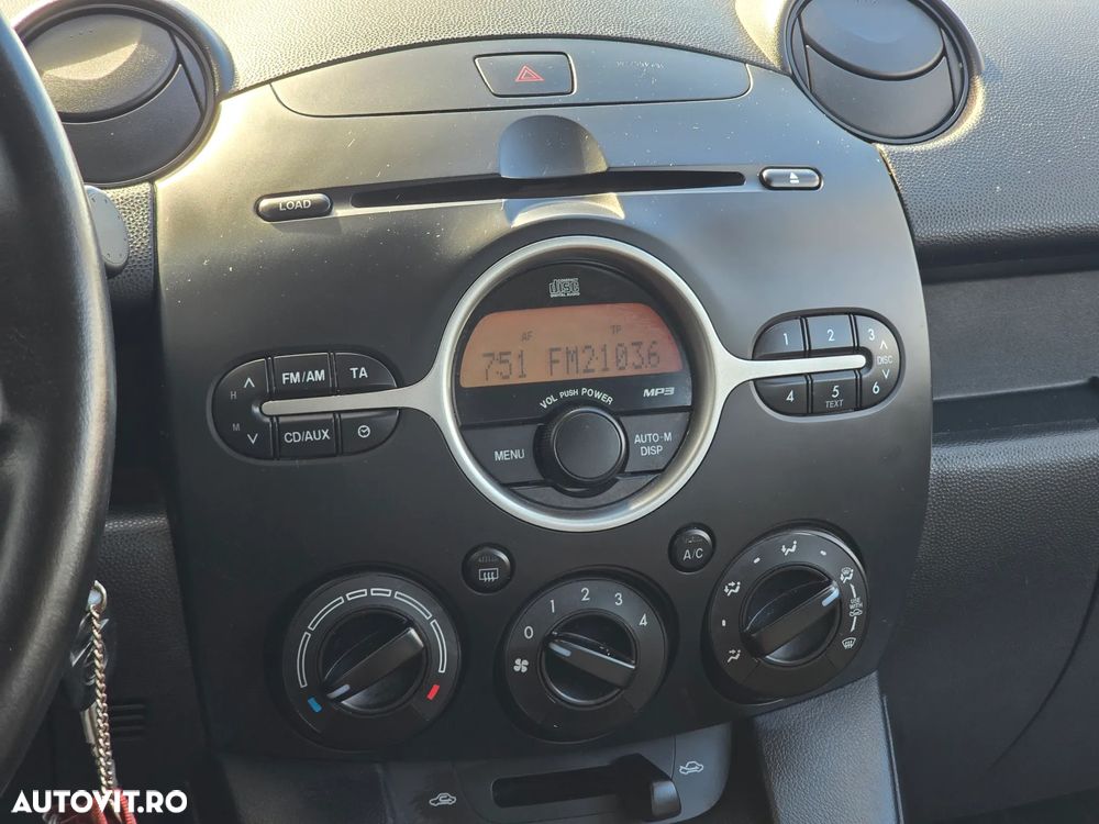 Mazda 2 - 21