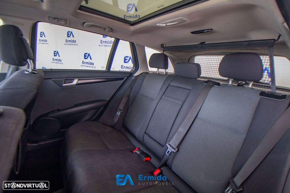 Mercedes-Benz C 220 CDi Avantgarde BlueEfficiency - 27