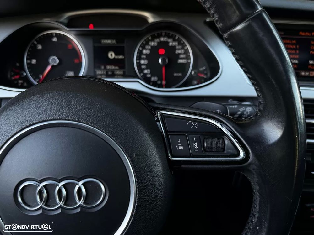 Audi A4 Allroad 2.0 TDI quattro Exclusive S tronic - 28