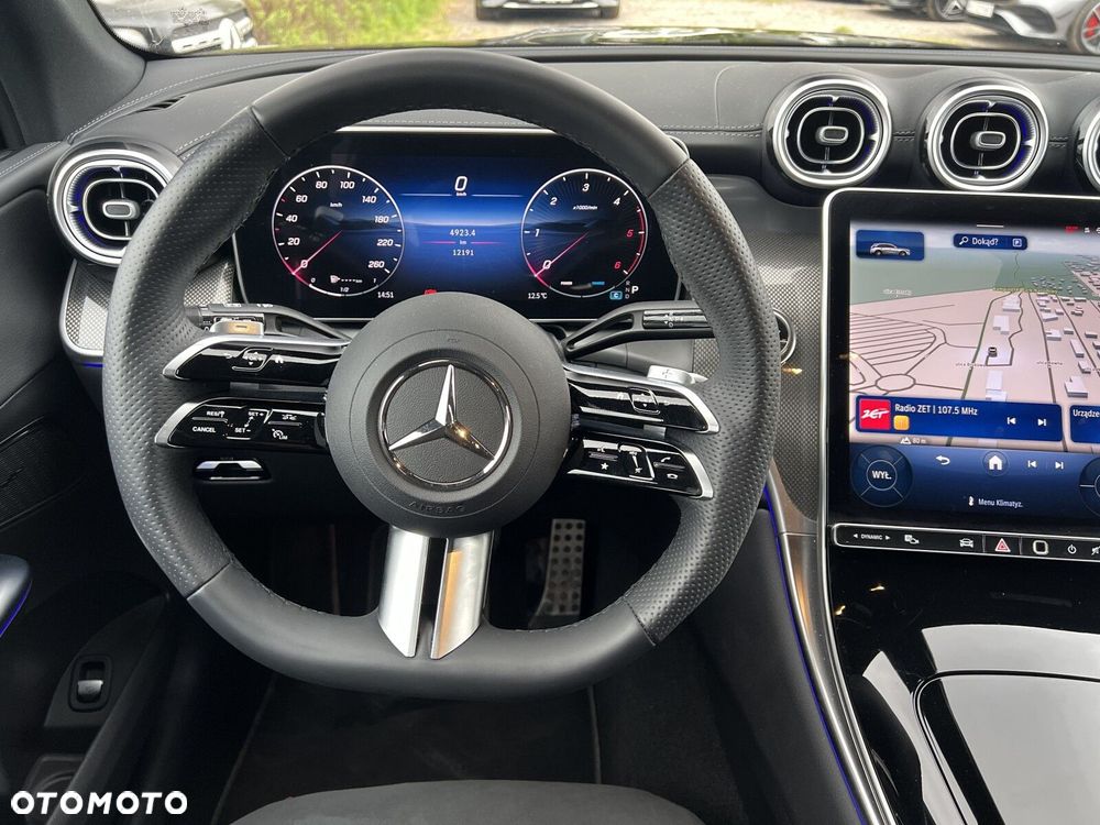 Mercedes-Benz GLC - 11