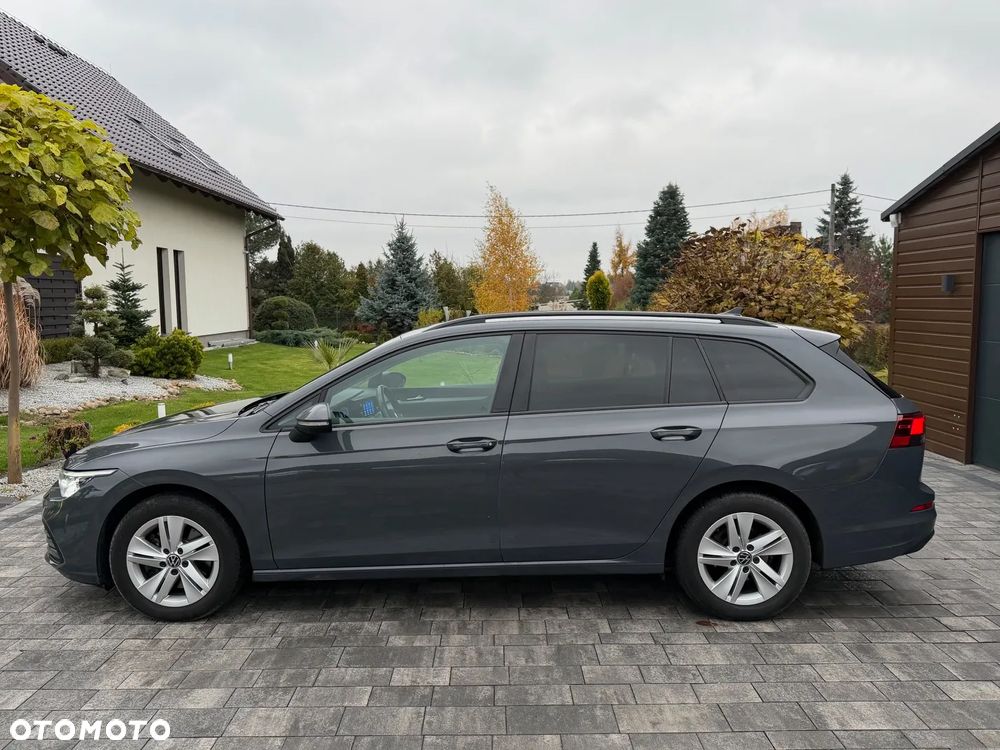 Volkswagen Golf VIII 2.0 TDI Life DSG - 8