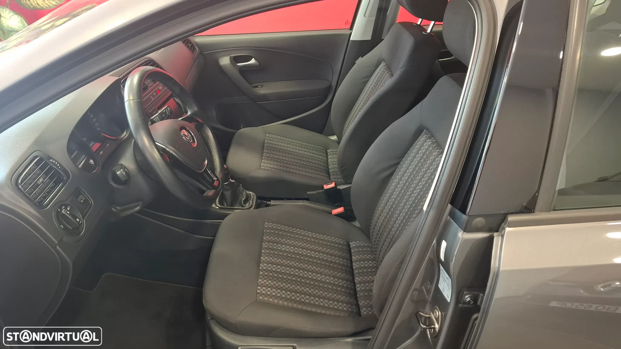 VW Polo 1.4 TDi BlueMotion - 14