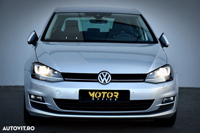 Volkswagen Golf 2.0 TDI DSG Comfortline - 3