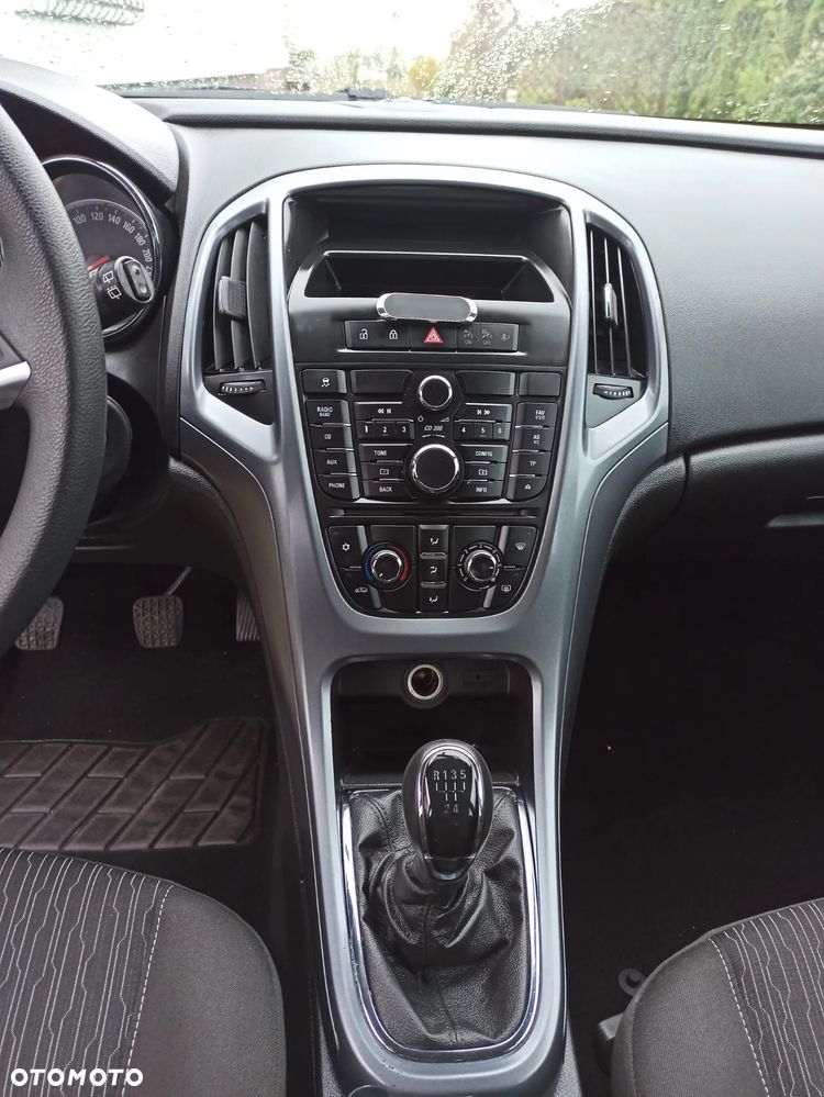 Opel Astra 1.4 EcoFLEX Cosmo - 7