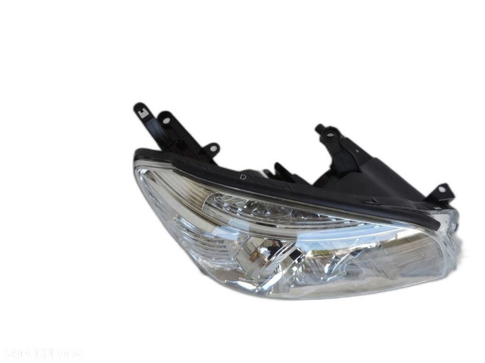 TOYOTA RAV-4 RAV4 05-08 LAMPA PRZEDNIA  PRAWA 81130-42311 NOWA ORYGINAŁ