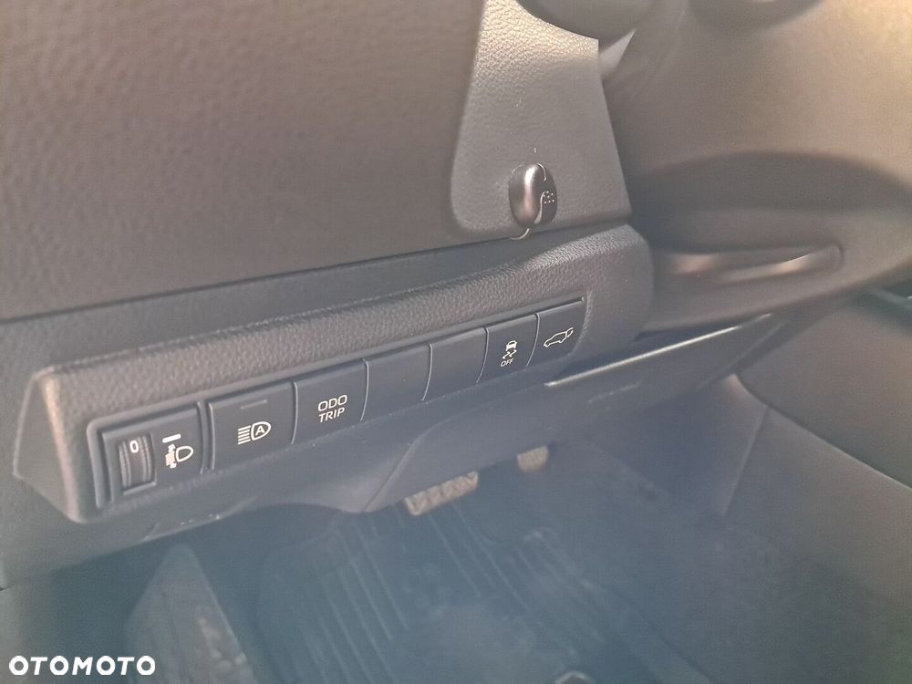 Toyota Corolla 1.8 Hybrid Style - 20